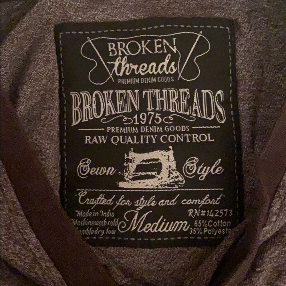 Tee - Picture 2 of 3